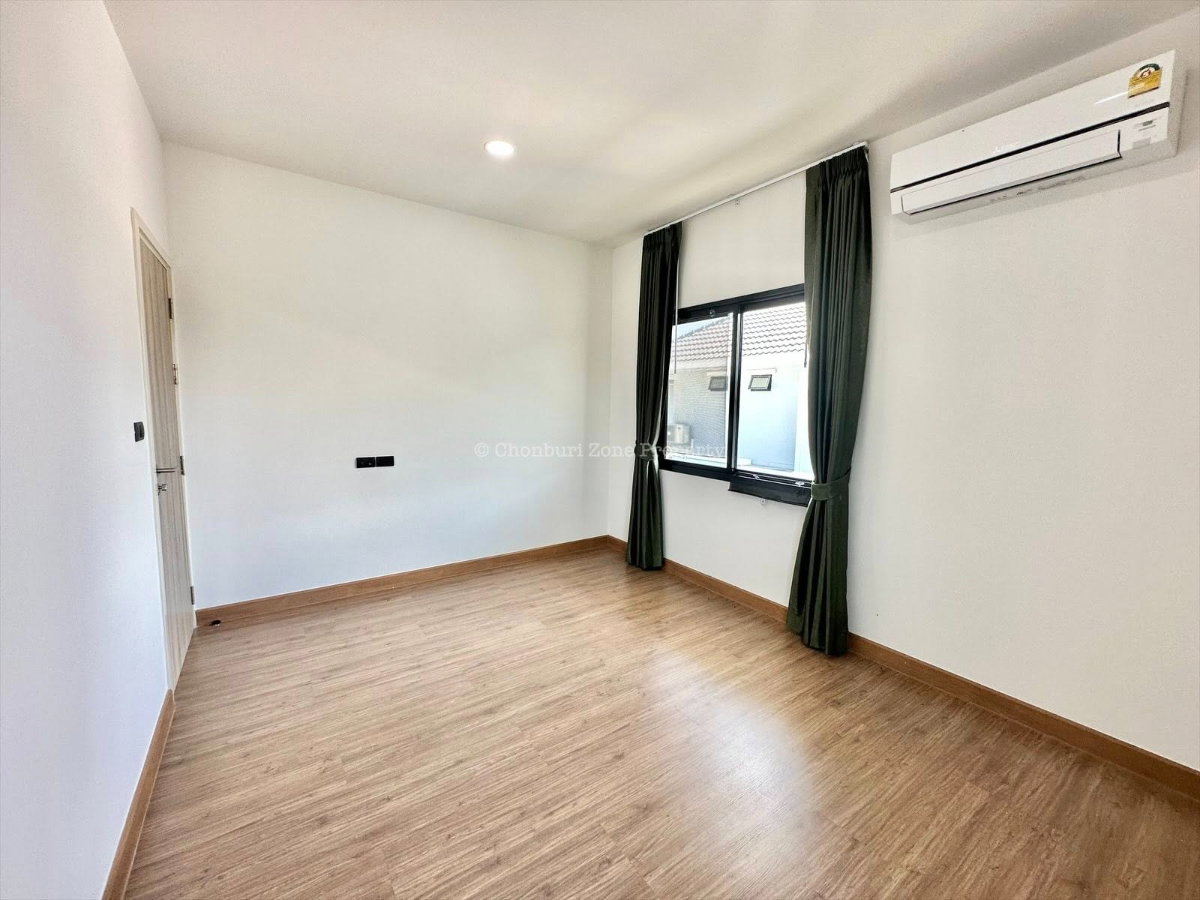 รูป ขายบ้านเดี่ยวหลังใหญ่ พื้นที่เยอะมาก ม.มณีรินทร์ไพรเวทซี่ ศรีราชา - รูปที่ 6/31