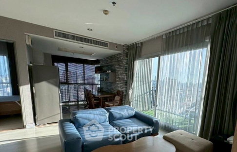 2-BR Condo 65 Sqm, 29th Floor at Life Ratchadapisek, 400m to MRT Huai Khwang (ID 2941433)