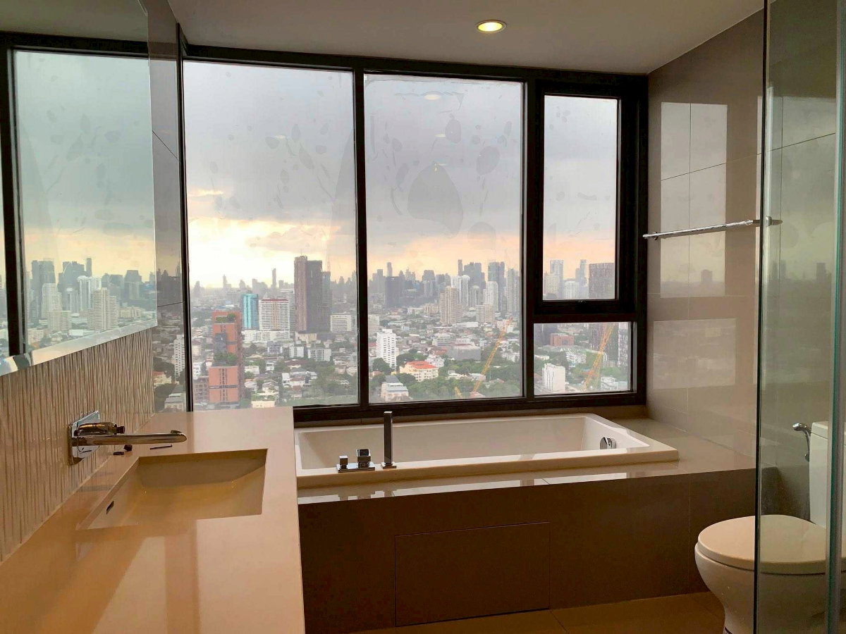 รูป 🔥 Rhythm Sukhumvit 42- 2 Bedroom for RENT ONLY 65K 🔥 - รูปที่ 5/8