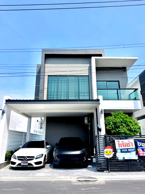 เช่าบ้านเดี่ยว ถนนกิ่งแก้ว : 🏡 ขาย / เช่า บ้านเช่า โครงการ Tanaphol Property 4 ห้องนอน 3 ห้องน้ำ พร้อมอยู่ เฟอร์นิเจอร์ครบ ลากกระเป๋าเข้าอยู่ได้เลย ใกล้ Mega Bangna