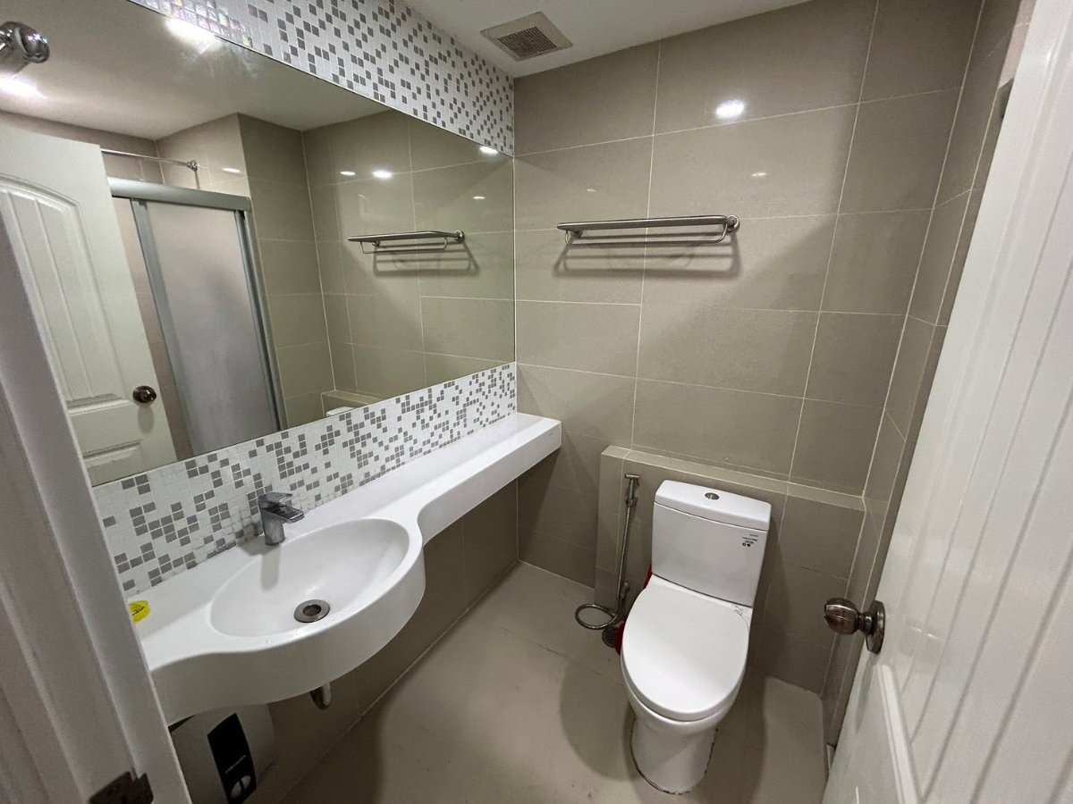 picture The Prague Condominium - 7/10