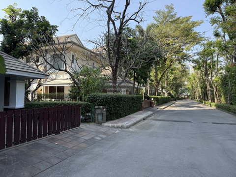 For Rent House , Sukhumvit 36 Garden Village , BTS-Thong Lo , Khlong Tan , Khlong Toei , Bangkok , CX-157168 ✅ Live chat with us ADD LINE @connexproperty ✅