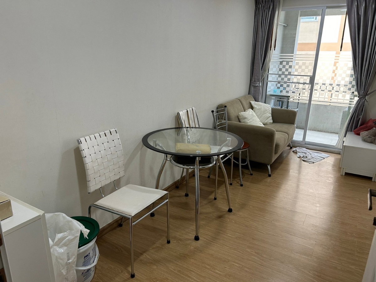 picture The Prague Condominium - 3/10