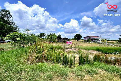 ที่ดิน นครนายก : ขายที่ดิน 1 ไร่ ศีรษะกระบือ อำเภอองครักษ์ นครนายก พร้อมสวนผลไม้