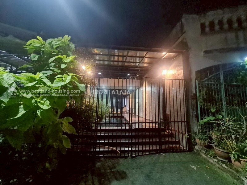 รูป ขายทาวน์เฮาส์ หมู่บ้านมโนรมย์ 4 ทำเลดี เดินทางสะดวก บ้านรีโนเวทใหม่ทั้งหลัง พร้อมเข้าอยู่อาศัย - รูปที่ 18/19