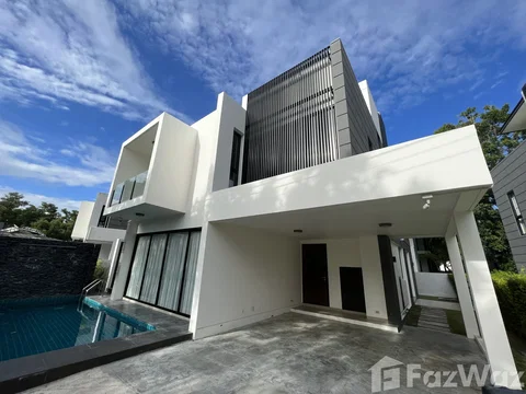 Freshly Renewed Garden Pool Villa on an Elevated Plot 6401722