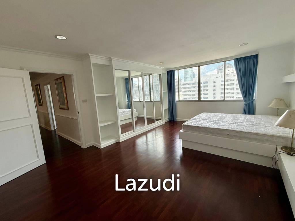 รูป 236 sqm 3 Bed Condo on High Floor in Khlong Tan Nuea Bangkok - รูปที่ 6/15
