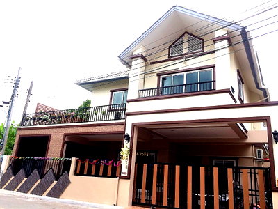 Houses for sale Thonburi Vocational College : 🔥 Corner detached house for sale near BTS Bang Wa and MRT Fai Chai 🔥 Im Amphon Town Ratchaphruek 9