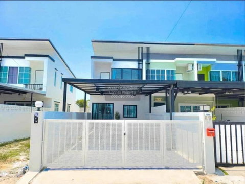 For Sale Townhouse/Townhome , Ratanakorn Village 18 , Nong Prue , Bang Lamung , Chon Buri , CX-156802 ✅ Live chat with us ADD LINE @connexproperty ✅