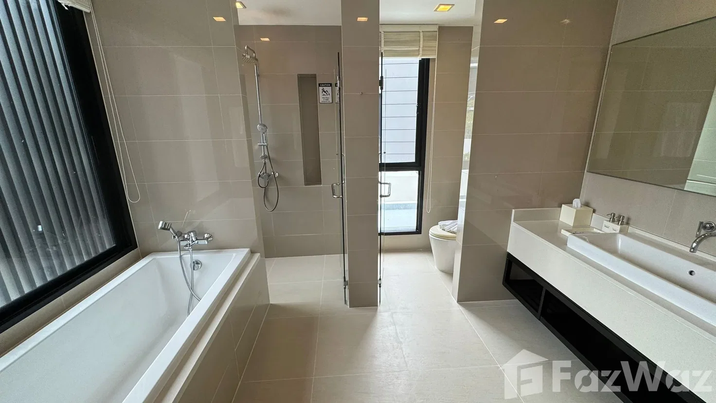 รูป Modernist Precision with an Elevated Aquatic Crown 6401735 - รูปที่ 18/25