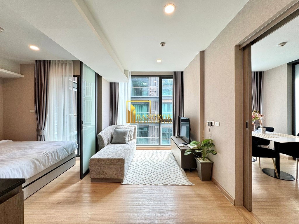 picture Lloyd Soonvijai-Thonglor | Chic 2 Bed Condo in Thonglor Area - BR19181CD - 1/28