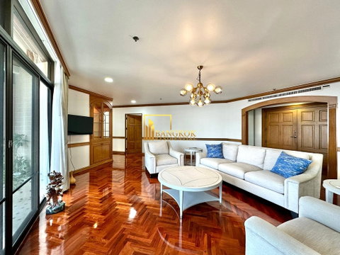 Ruamsuk Condominium | Spacious 3 Bedroom Property in Phrom Phong - BR18233CD