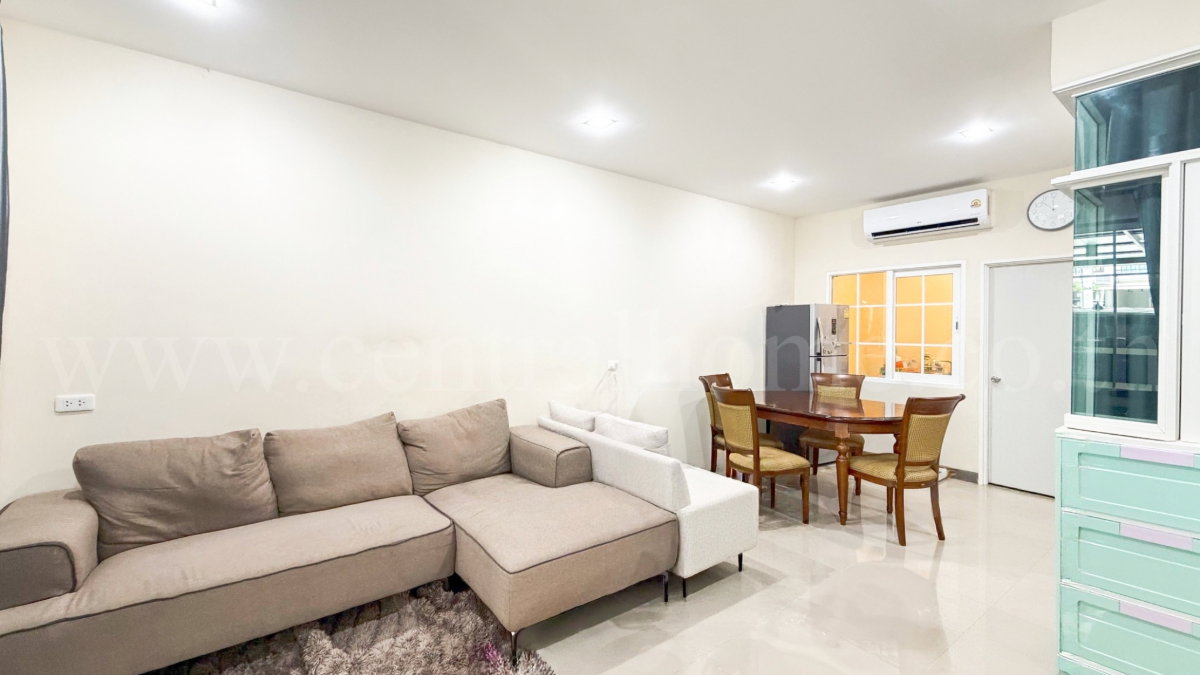 รูป ทาวน์โฮม โกลเด้น ทาวน์ รามอินทรา – วงแหวน บ้านสวย ราคาถูก พร้อมอยู่ ทำเลดี - รูปที่ 2/18