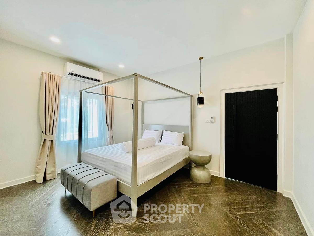 รูป วิลล่า 4 ห้องนอน 530 ตร.ม. พร้อมเลี้ยงสัตว์ได้ ใน ฮ้วยใหญ่ พัทยา (ID 2878725) - รูปที่ 14/20