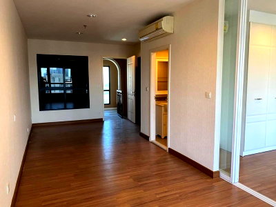Condos for sale : A040087 The Crest Phahonyothin 11