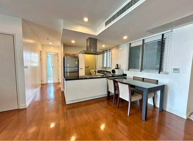 รูป Special 2-Bedroom Unit with an Extra-Large Terrace for Sale - รูปที่ 3/9