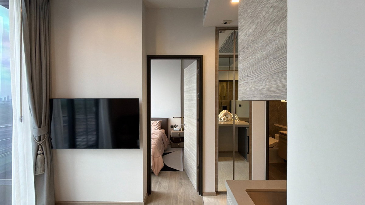 picture The Crest Park Residences for rent - 10/11