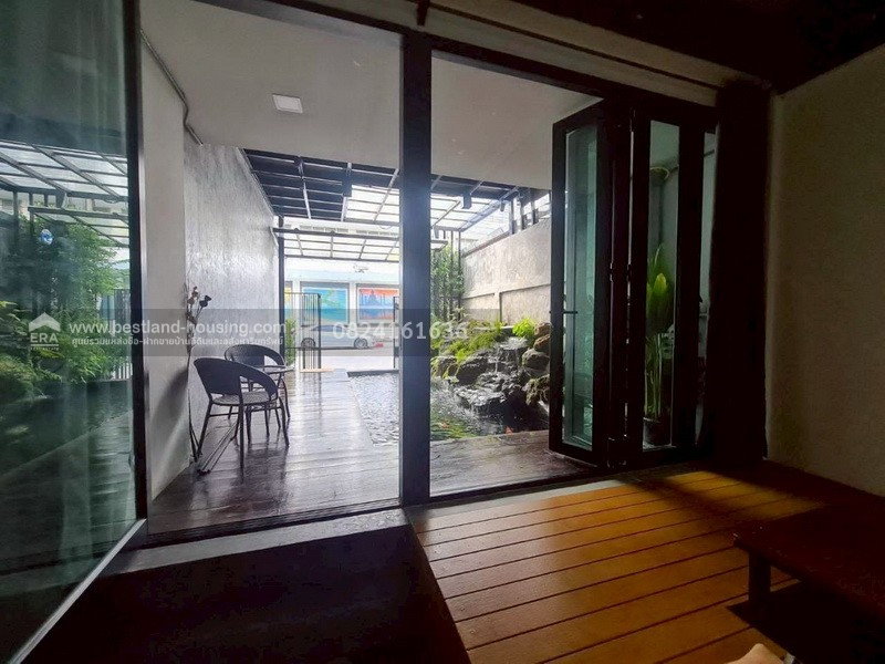 รูป ขายทาวน์เฮาส์ หมู่บ้านมโนรมย์ 4 ทำเลดี เดินทางสะดวก บ้านรีโนเวทใหม่ทั้งหลัง พร้อมเข้าอยู่อาศัย - รูปที่ 11/19