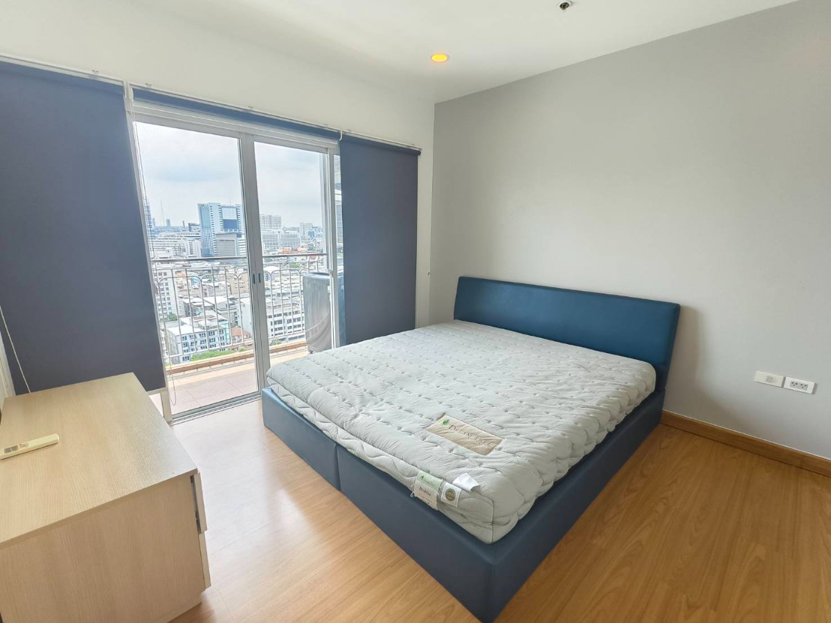 รูป 🏙️ ห้องใหญ่หายาก ใกล้อนุสาวรีย์ชัย ✨ ชั้นสูง วิวโล่ง 🚆 เดินทางสะดวก เฟอร์ครบ ว่างแล้วตอนนี้!! 🛋️💖 - รูปที่ 4/9