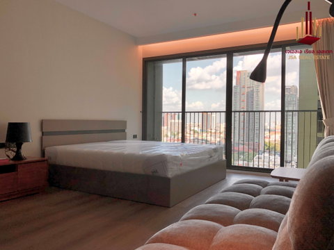 ✨ For Rent : Noble Solo  Condo ✨  💰 Only 24,000 THB/month