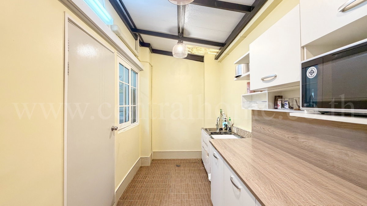 รูป ทาวน์โฮม โกลเด้น ทาวน์ รามอินทรา – วงแหวน บ้านสวย ราคาถูก พร้อมอยู่ ทำเลดี - รูปที่ 6/18