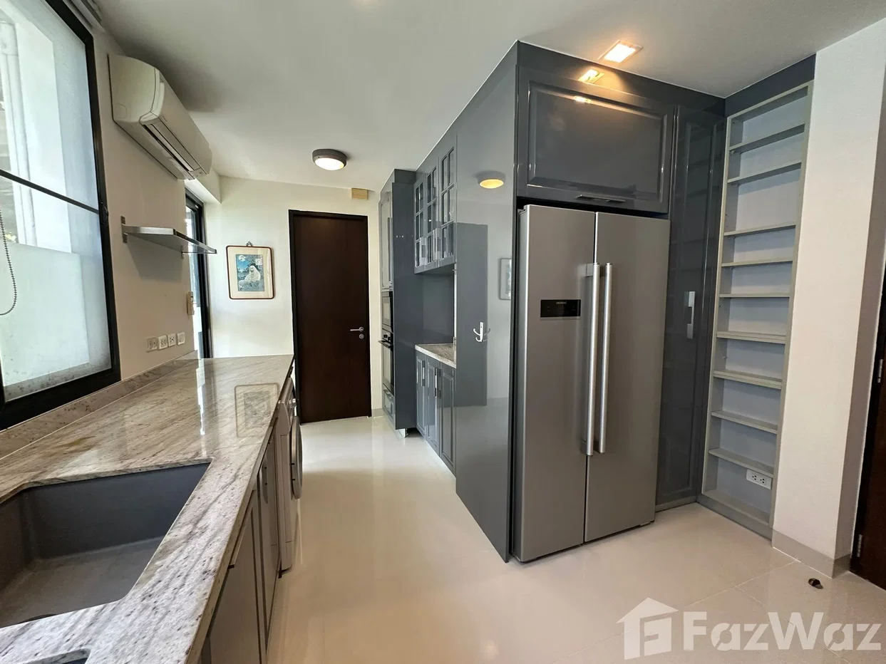 รูป Impeccably Renewed — A Garden Villa on a Generous Plot 6401900 - รูปที่ 12/36