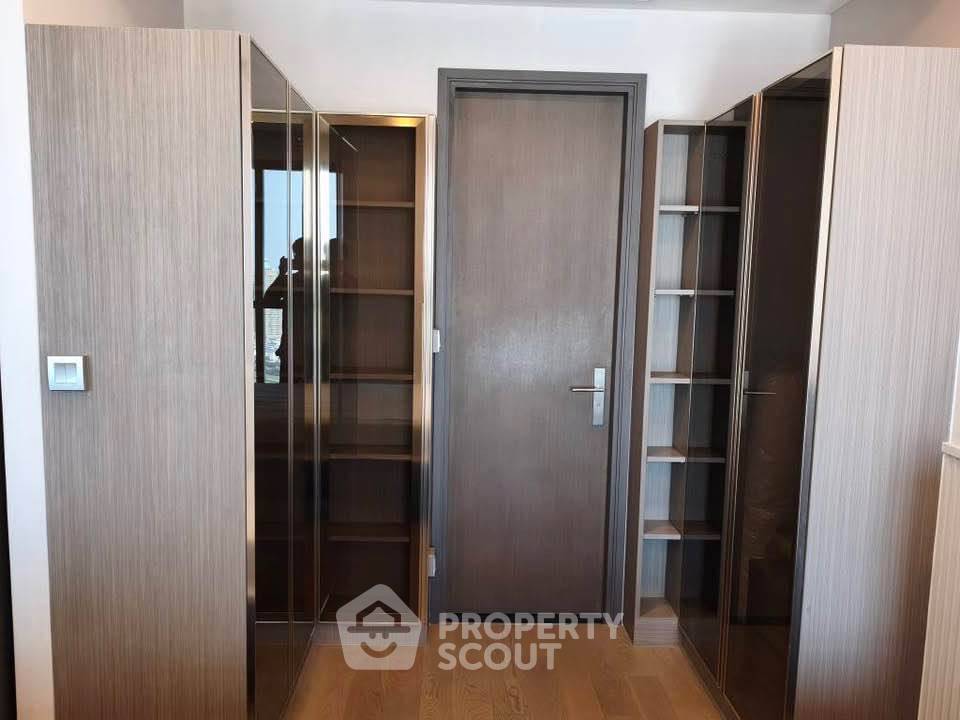 picture 1-BR Condo At Ashton Chula Silom, 100m To MRT Sam Yan (ID 2703141) - 3/9