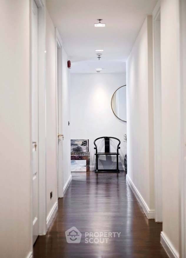 รูป คอนโด 3 ห้องนอน ขนาด 215 ตร.ม. ที่ Athenee Residence ใกล้ BTS เพลินจิต 200 ม. (ID 2737188) - รูปที่ 11/15