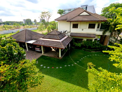 บ้านเดี่ยว บิ๊กซี พระนครศรีอยุธยา : ขาย บ้านเดี่ยวไม้สักทั้งหลัง บนที่ดิน 300 ตร.ว. หลัง Central อยุธยา เพียง 1.4 กม.