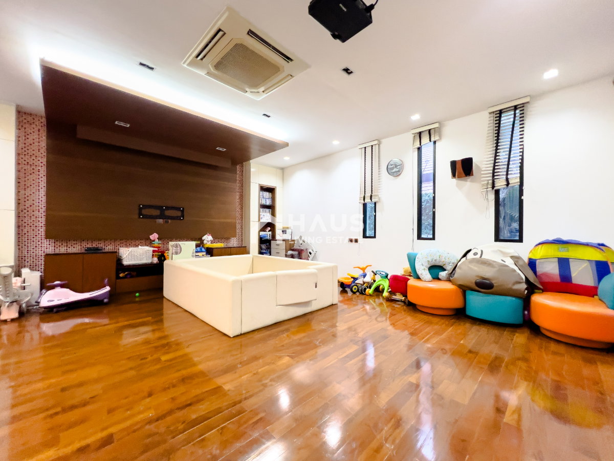 รูป 🔥 ขายบ้านเดี่ยว เบเวอร์รี่ ฮิลล์ แจ้งวัฒนะ 🔥 / 5 ห้องนอน #HCWT055 - รูปที่ 2/54
