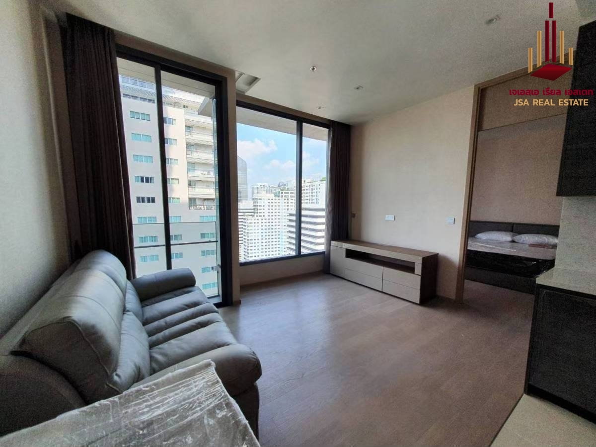 picture ✨ For Sale: The Esse Asoke Condo ✨💰 Only 10,800,000 THB - 4/8