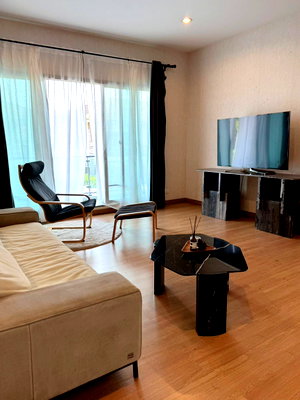 Houses for sale สถาบันเทคโนโลยีไทย-ญี่ปุ่น : P0765/[For Sale] Super Luxury Marble-Clad Mansion Next to Park: THE PALM Phattanakarn