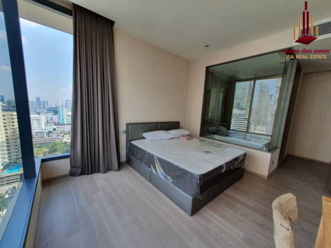 ✨ For Sale: The Esse Asoke Condo ✨💰 Only 10,800,000 THB