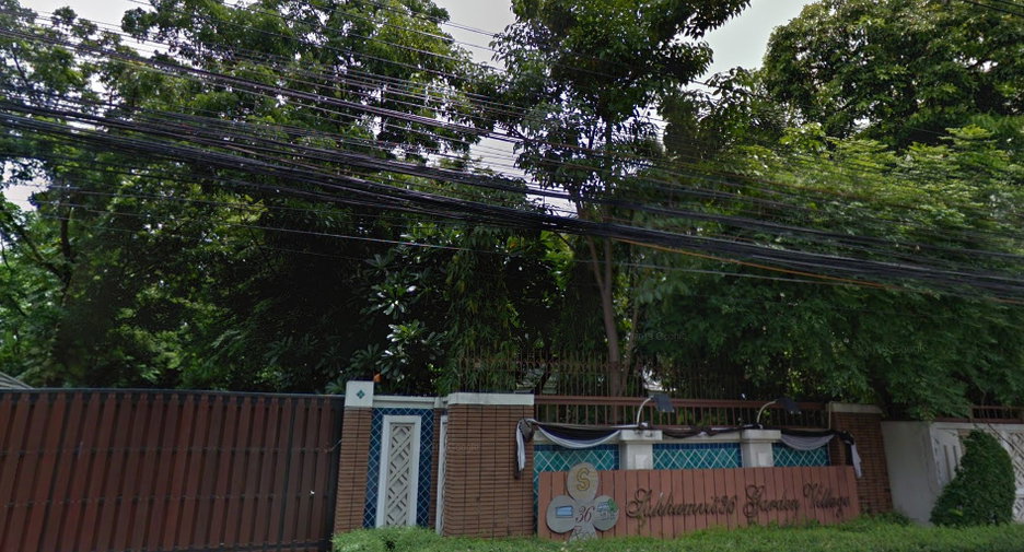 รูป Sukhumvit 36 Garden Village - รูปที่ 1/4