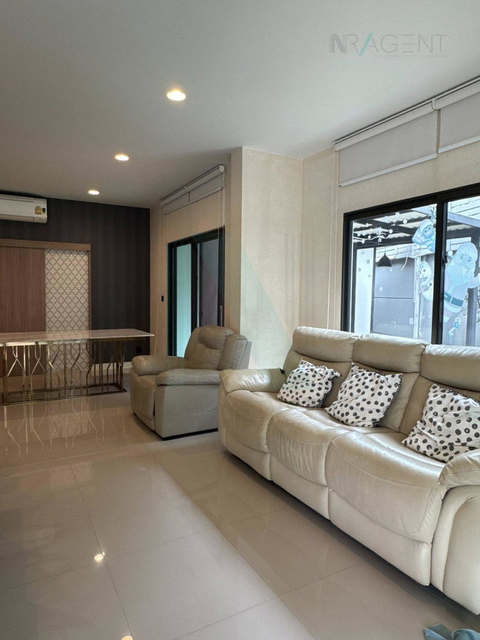 รูป ขายบ้านเดี่ยว โครงการ เศรษฐสิริ กรุงเทพกรีฑา 2 ชั้น 4 ห้องนอน 3 ห้องน้ำ - รูปที่ 2/8