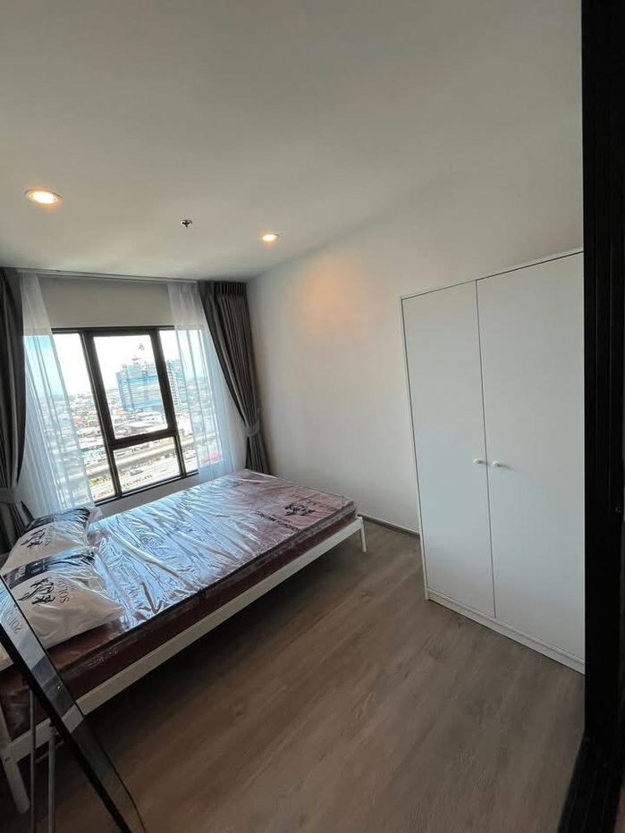 picture Regent Home                    Wutthakat  - 2/7