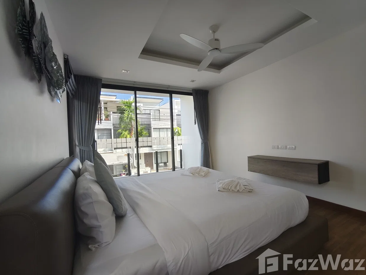 รูป Architecture Ascends — A Rooftop Pool Villa of Quiet Power 6412044 - รูปที่ 10/24