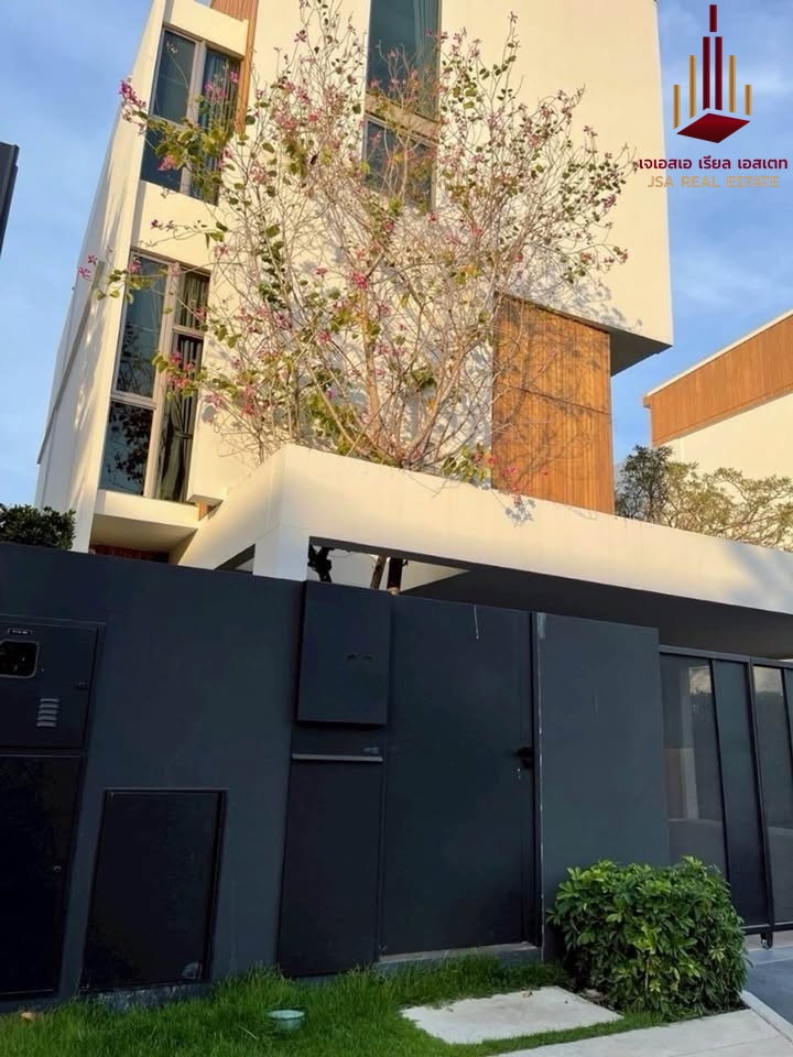 Houses for rent : ✨ For Rent: VIVE Rama 9✨  💰 Only 150,000 THB/month