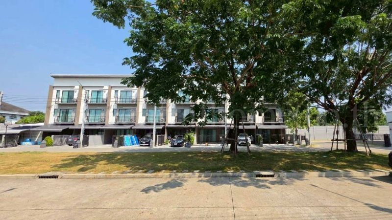 รูป ทาวน์โฮม 3 ชั้น บ้านกลางเมือง ราชพฤกษ์-สาทร บ้านใหม่ สภาพดี แปลงหน้าสวน - รูปที่ 24/34