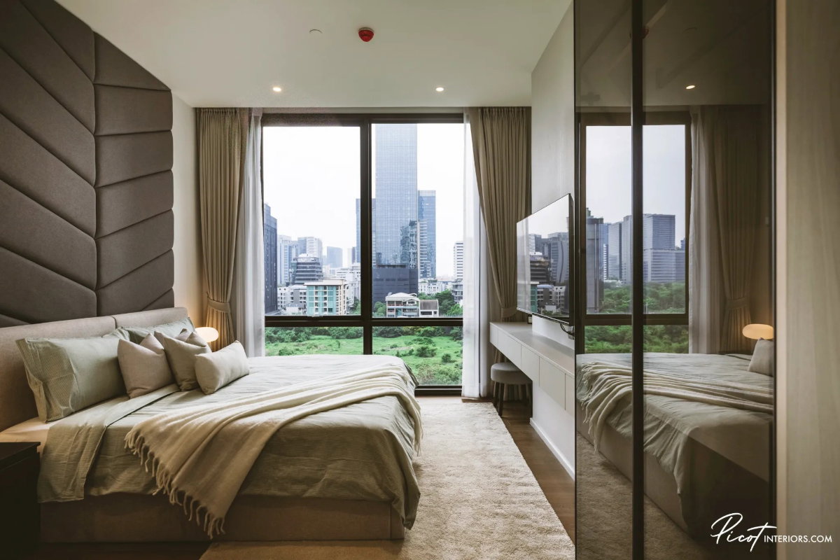 picture Condo for RENT : Muniq Langsuan  𝐒𝐢𝐳𝐞 : 78 sqm.  𝐓𝐲𝐩𝐞 : 2 bed 1 Bath /   𝐅𝐥𝐨𝐨𝐫 : 8th  Fully furnished - 2/12