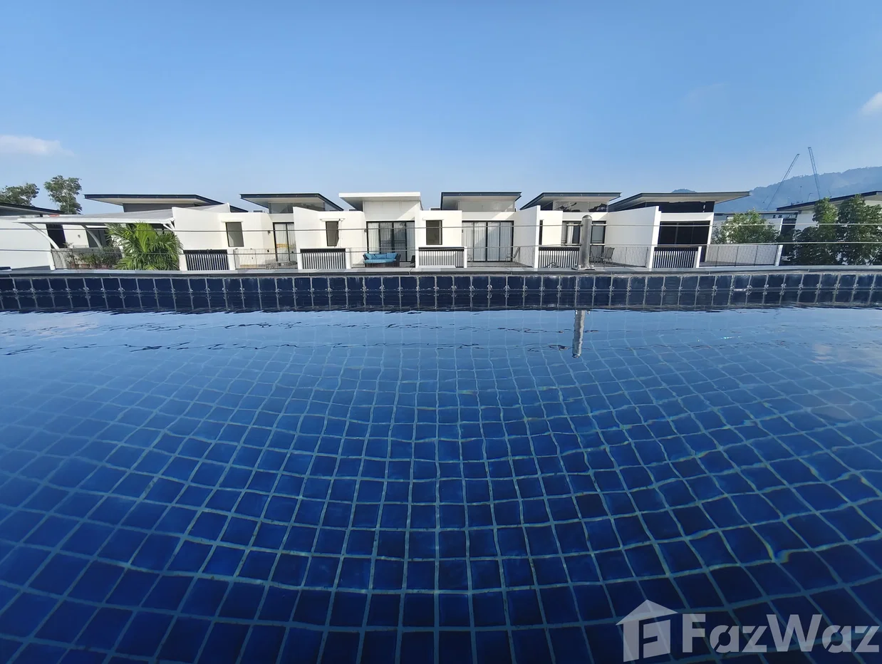 รูป Architecture Ascends — A Rooftop Pool Villa of Quiet Power 6412044 - รูปที่ 23/24