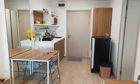 🔥 Condo for sale, pool view, fully furnished, corner room, near BTS Punnawithi/Udomsuk There is a free shuttle van 🔥 Elio Sukhumvit 64