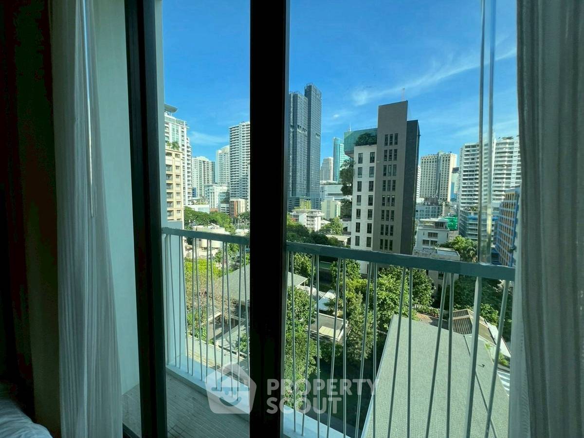 รูป คอนโด 2 ห้องนอน 64 ตร.ม. โนเบิล รีคอล สุขุมวิท 19 ใกล้ MRT สุขุมวิท 400 ม. (ID 2952772) - รูปที่ 5/6