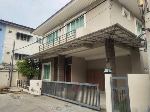 🏠 ขายบ้าน : Cluster Haus Ladplakao 53 (คลัสเตอร์เฮาส์ ลาดปลาเค้า 53)   รหัสทรัพย์ | 📌LNP-H1043 