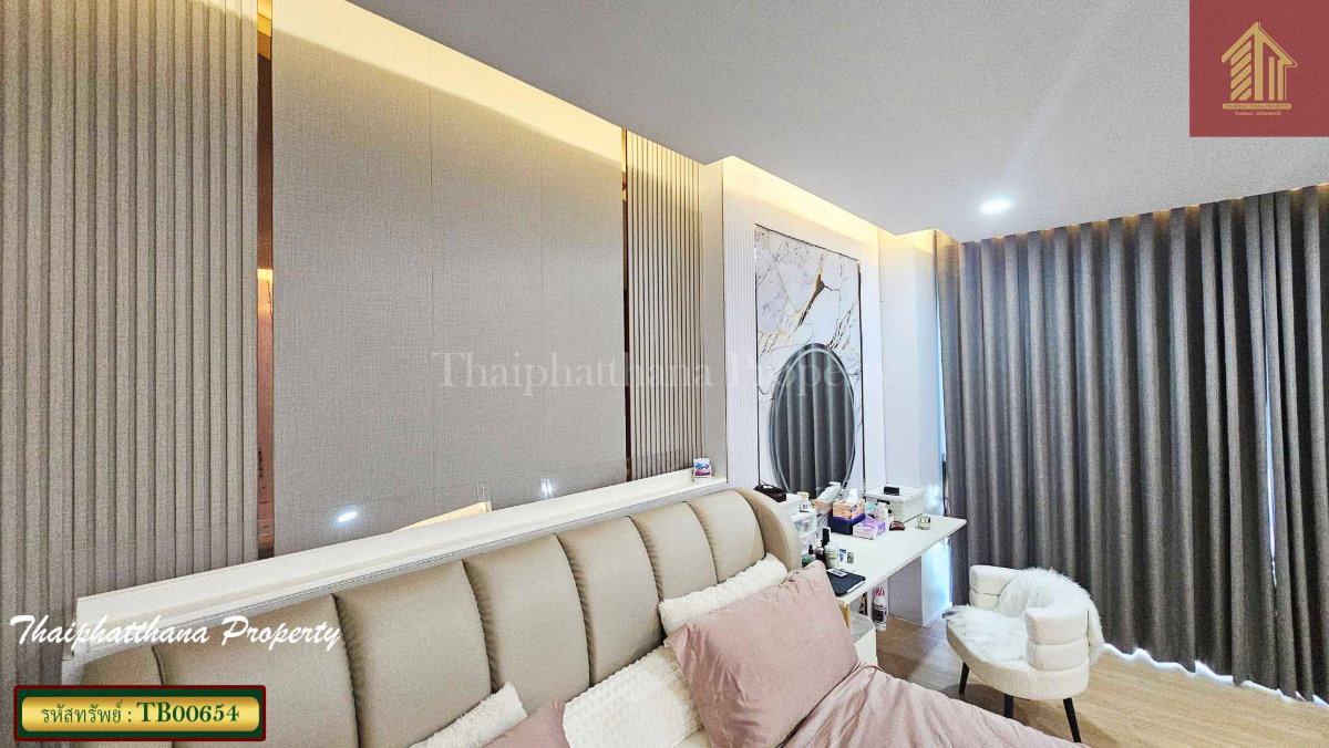 รูป หมู่บ้านกรองทอง พาวิลเลี่ยน เฉลิมพระเกียรติ ร.9 บ้านเดี่ยวรีโนเวทใหม่ สวย หรู มีสไตล์ - รูปที่ 13/19