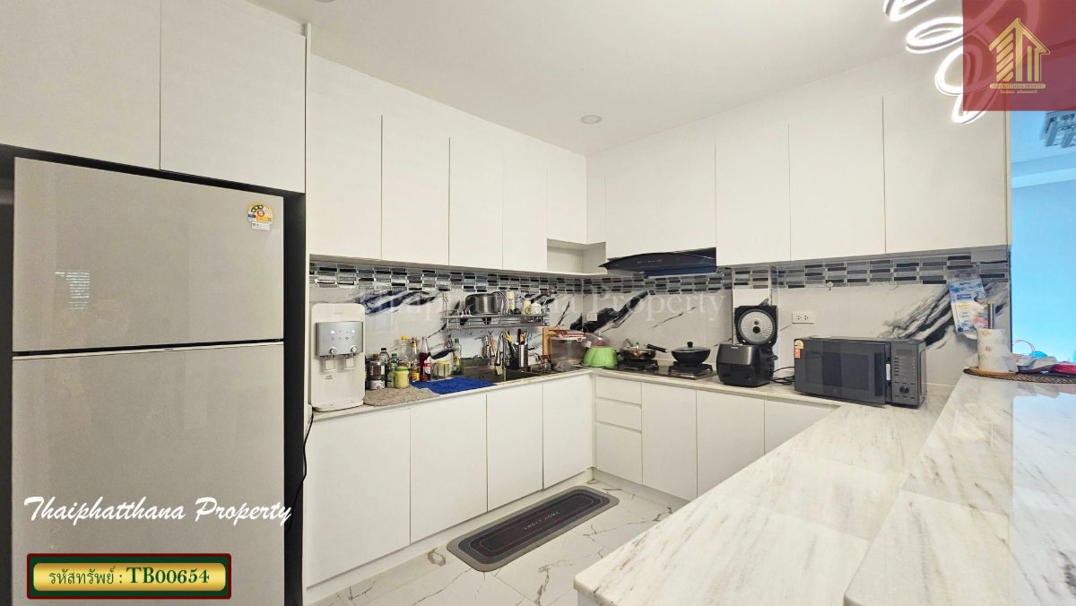 รูป หมู่บ้านกรองทอง พาวิลเลี่ยน เฉลิมพระเกียรติ ร.9 บ้านเดี่ยวรีโนเวทใหม่ สวย หรู มีสไตล์ - รูปที่ 17/19
