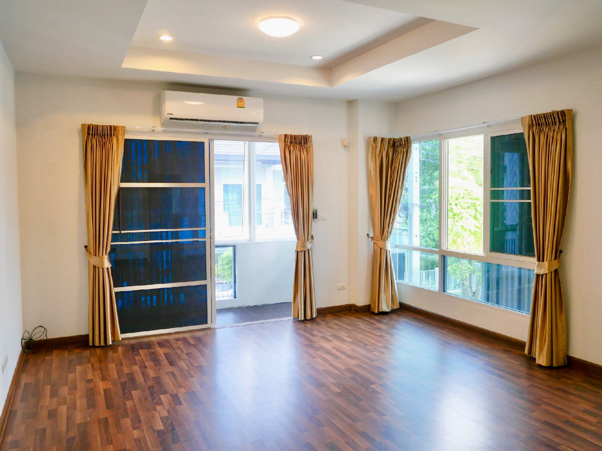 รูป ให้เช่าบ้านเดี่ยวหรู Sena Park Grand รามอินทรา  พร้อมเฟอร์นิเจอร์ | เลี้ยงสัตว์ได้ | พร้อมเข้าอยู่ - รูปที่ 23/39