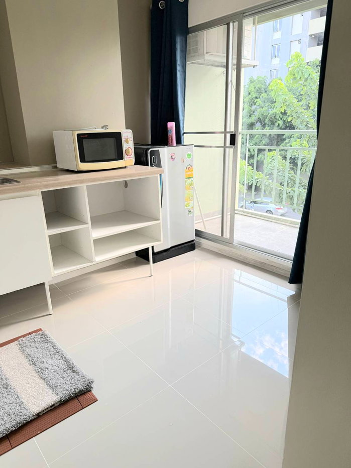 picture Lumpini township condo for rent. - 5/17