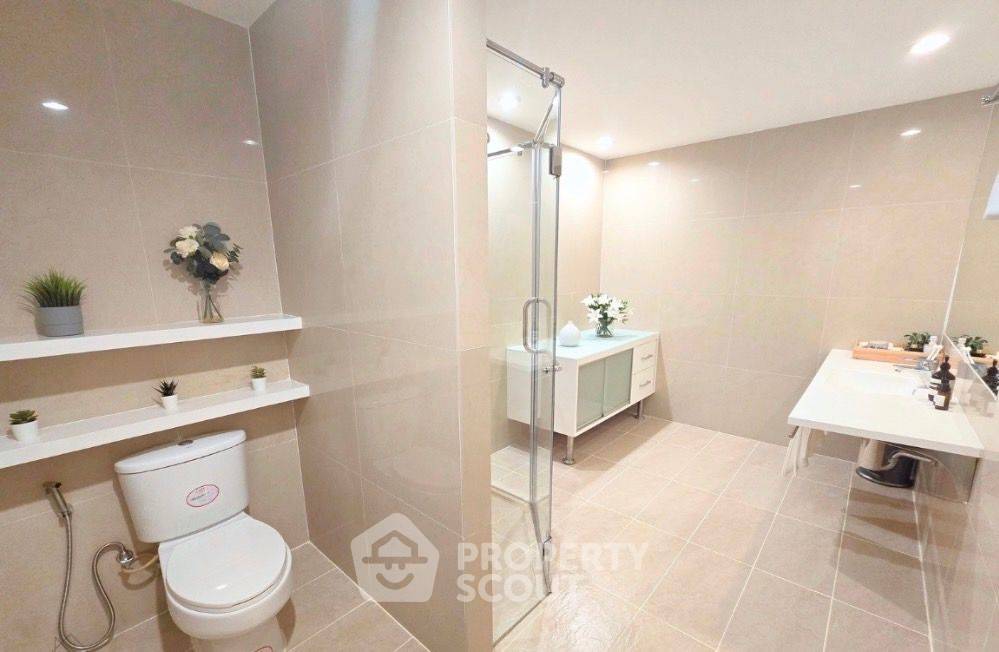 รูป คอนโด 4 ห้องนอน ชั้น 29 ขนาด 227 ตร.ม. โครงการ บ้านสาทร เจ้าพระยา ใกล้ BTS กรุงธนบุรี (ID 2138220) - รูปที่ 7/7