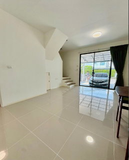 รูปภาพ For Rent: 2-Storey Townhome at Pleno Ramintra Fully Furnished | Move-in Ready | Near Fashion Island & MRT Pink Line